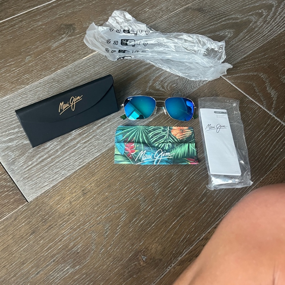 Maui Jim Reflective Blue Aviator Sunglasses